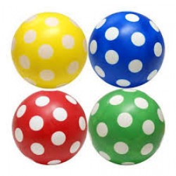 Gumilabda pöttyös 22 cm több szín